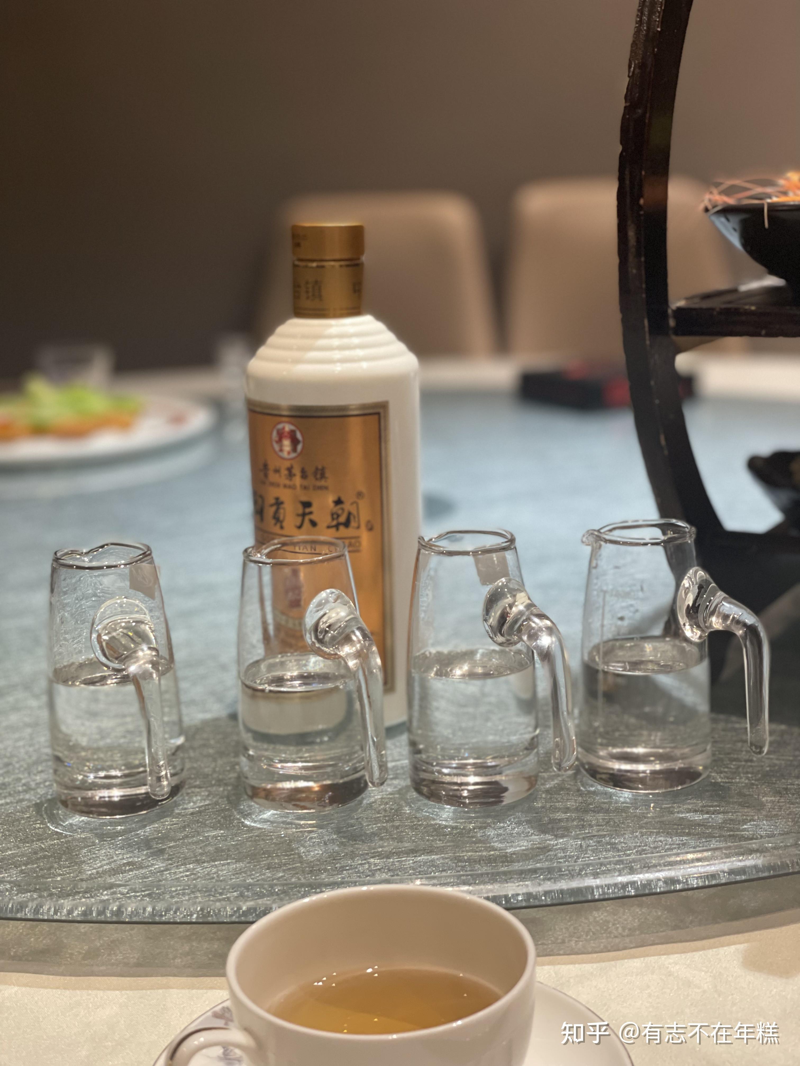 御贡天朝这不是酒这是暗淡无光日子里的良药