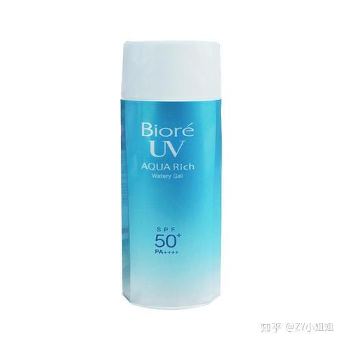 粉底液怎么选男生 v2-5573e887de8b3eab4f285e09aed881e1_r.jpg