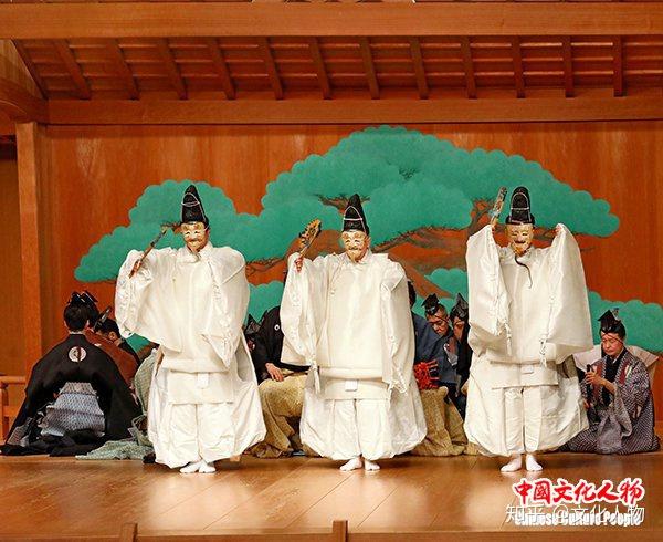 能乐《天地人》在日本国立能乐堂公演 - 知乎
