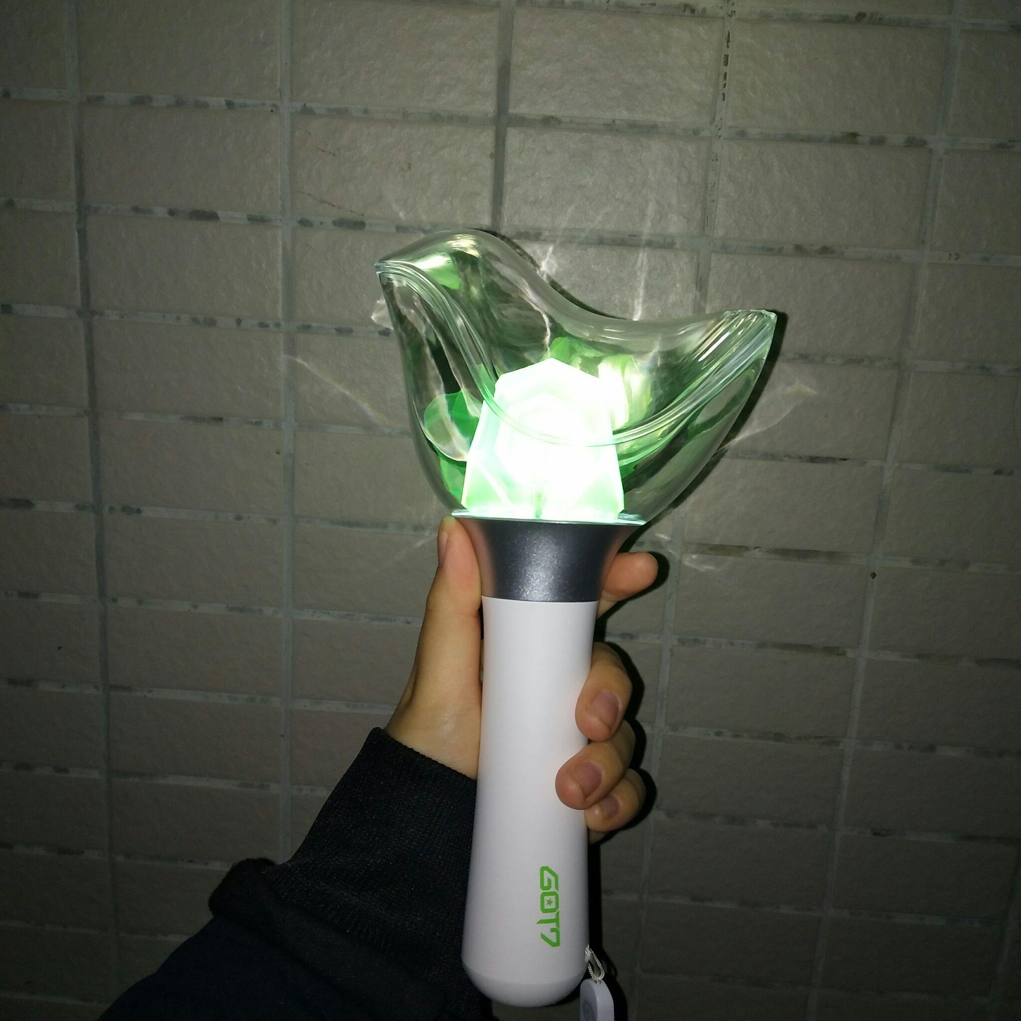 鸟棒可以拥有姓名吗不仅很亮 还很绿  显示全部