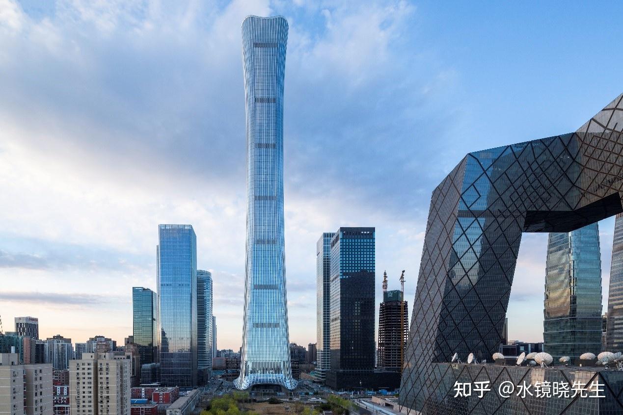 单块3米宽17米！北京泰康大厦一层巨型玻璃幕墙创世界之最_雅纳