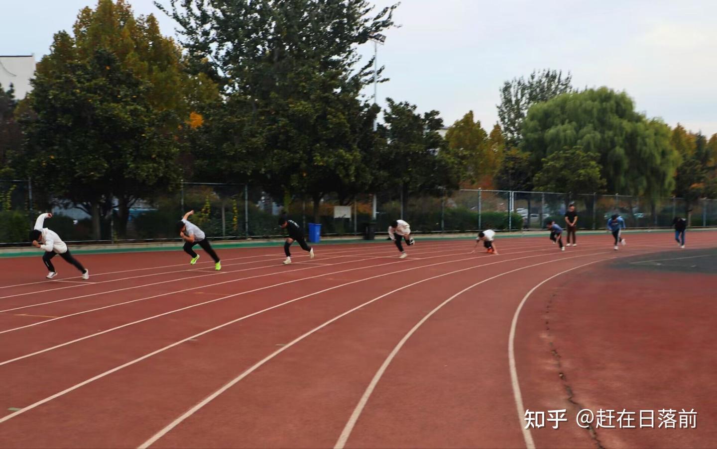 跳跃训练示意图