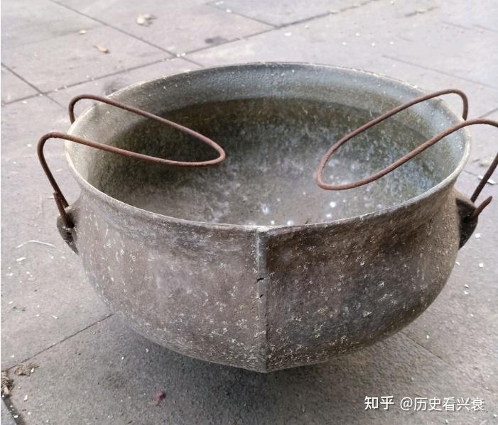 抗战时期,被日军发现的行军锅,竟是三国时期的产物 - 知乎