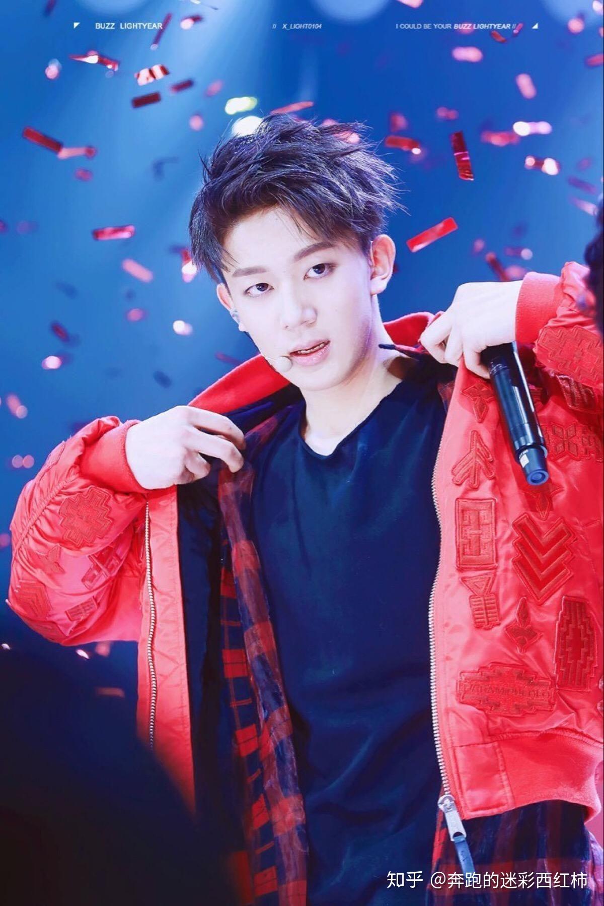 你是从哪一刻get到创造营2019成员夏之光的颜值的