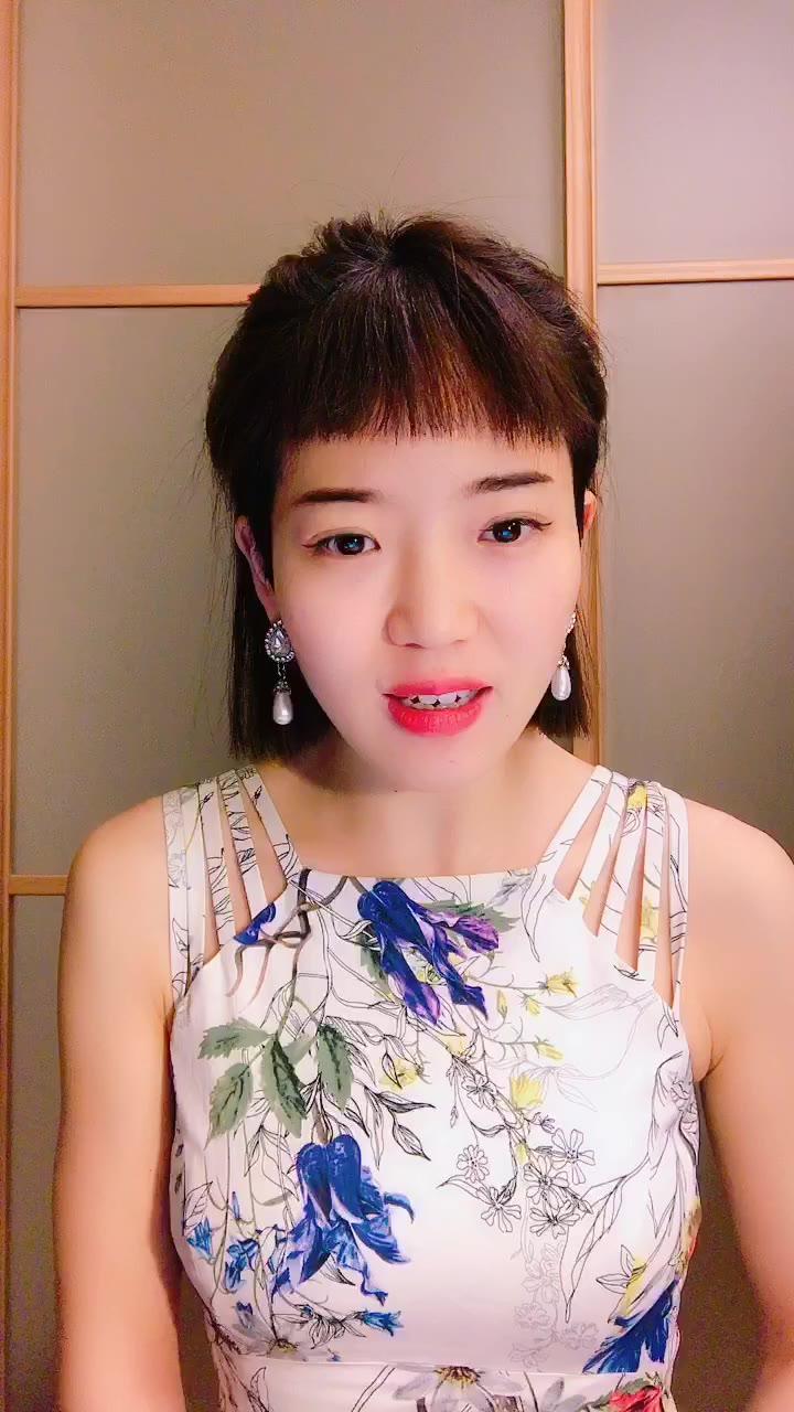 miss的读音是更接近美死还是迷死该如何正确发音