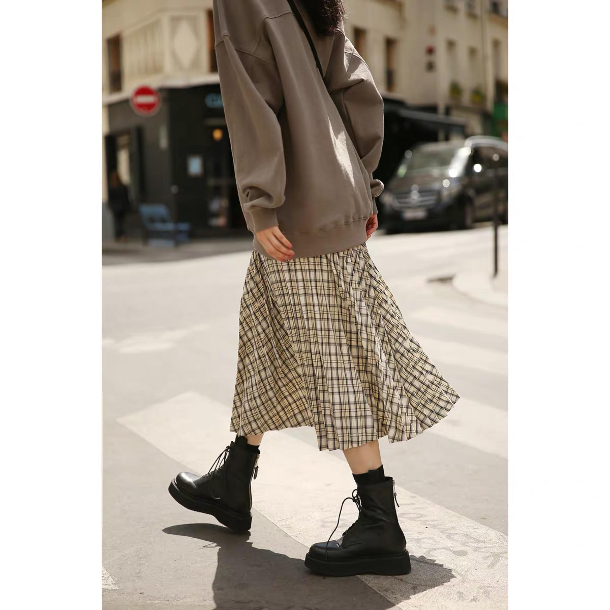 怎么搭配好看的裙子梨形 v2-561004997ba476f461fd8128ca106f82_r.jpg