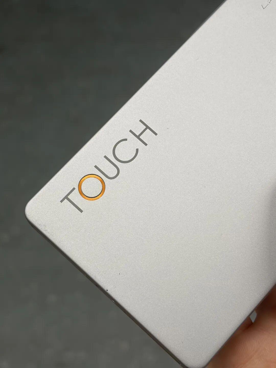 本应是世界第一的墨水屏设备:海信 touch
