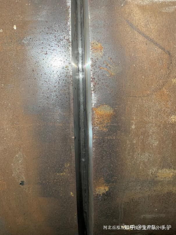 岳泓全位置管道自动焊小车焊缝跟踪的原理