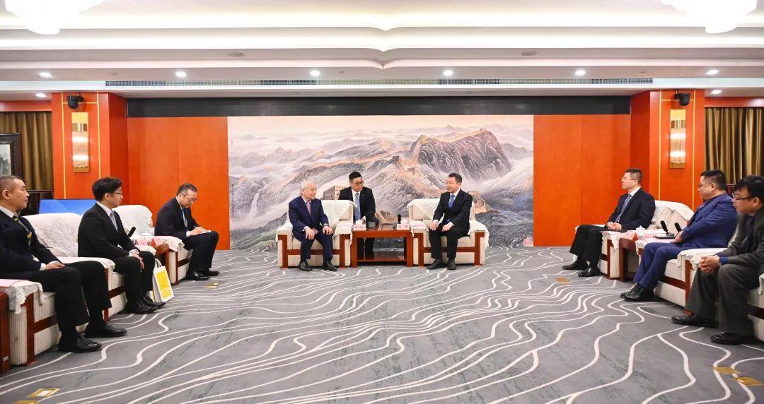 宝山区领导接待日本发那科株式会社加速打造机器人智能制造高地