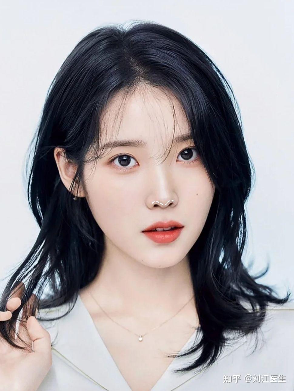 塌鼻子美女代表——iu - 知乎
