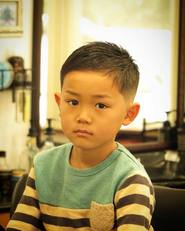 3到10岁小男孩发型怎么剪?剪完这四种,谁知这么帅