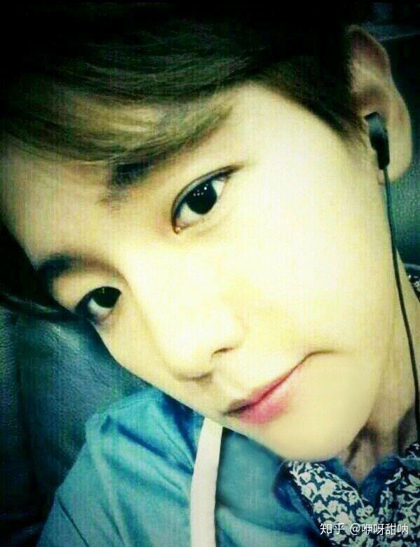 你最喜欢边伯贤的哪一张照片