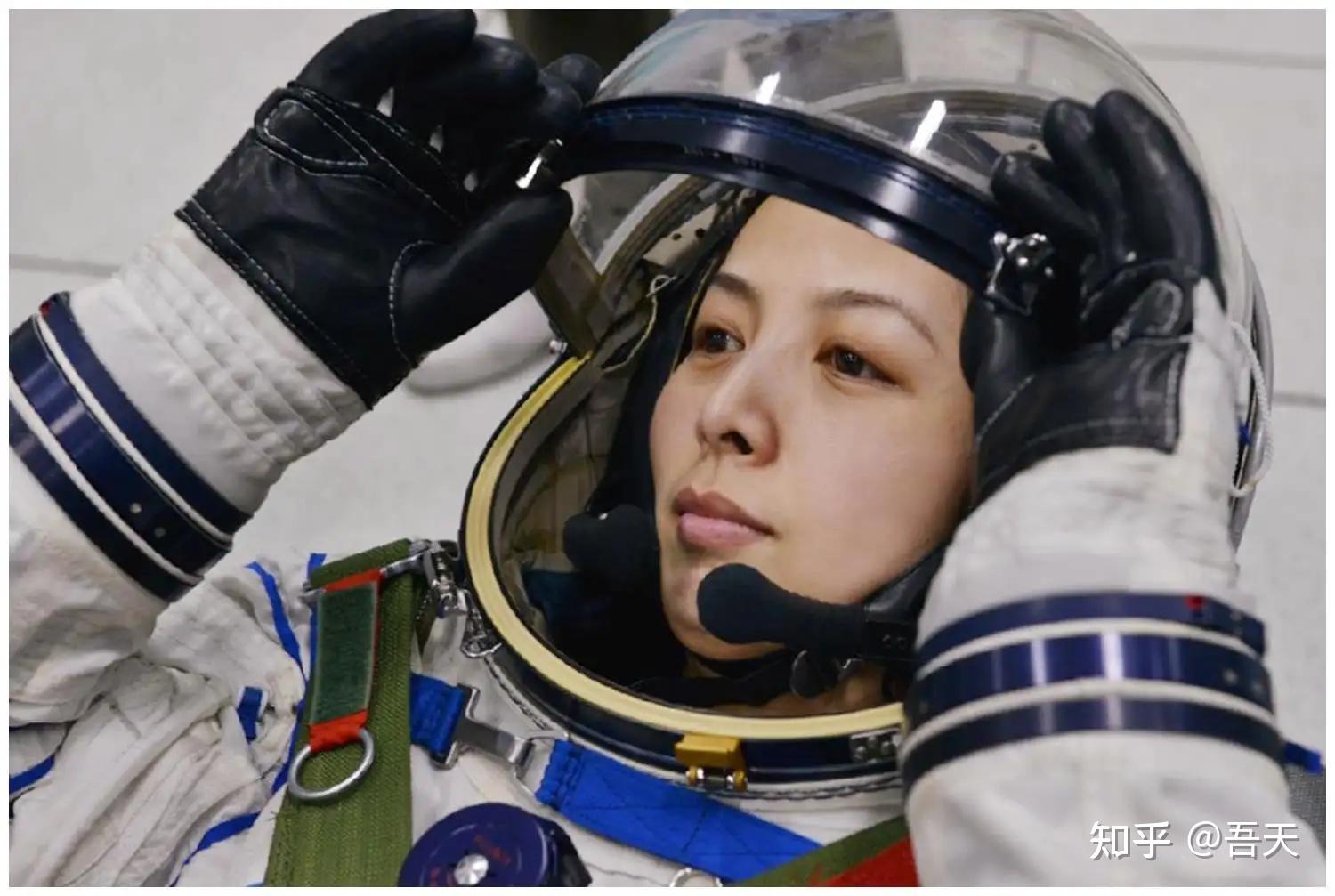 中国航天员刘洋向全国巾帼志愿者发出倡议_凤凰网视频_凤凰网