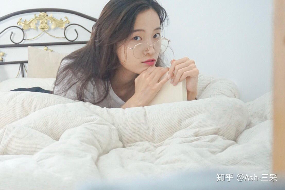 嘴唇厚鼻头大塌鼻子单眼皮的女生该怎么办?