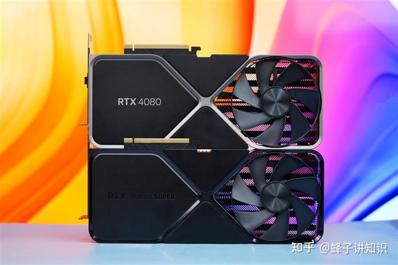 包装盒和rtx 4080公版差不多,区别在于原来是白字,现在改成了黑色字体