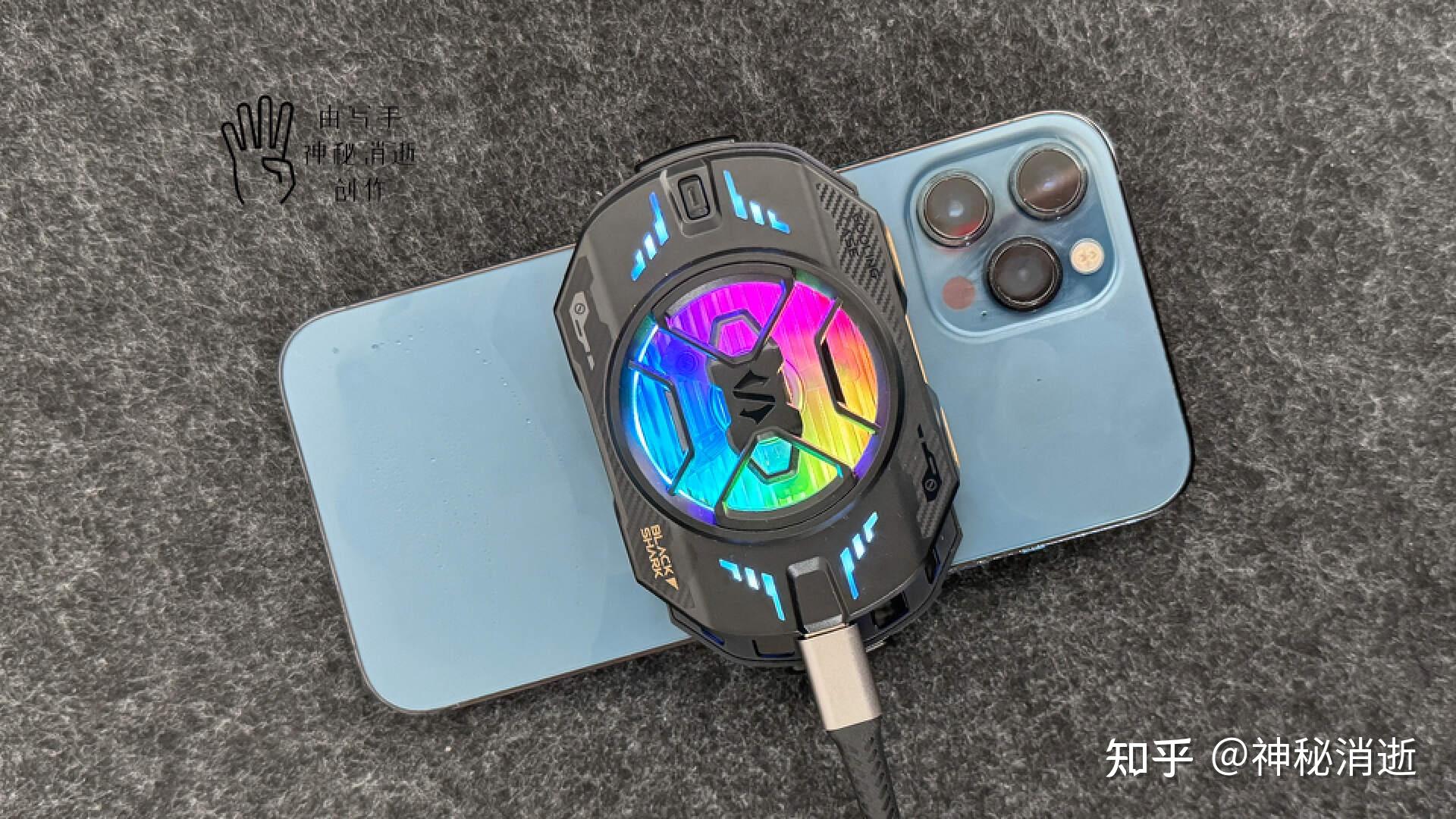 冷酷到底,强效降温,黑鲨冰封制冷背夹4pro帮手机清凉一夏