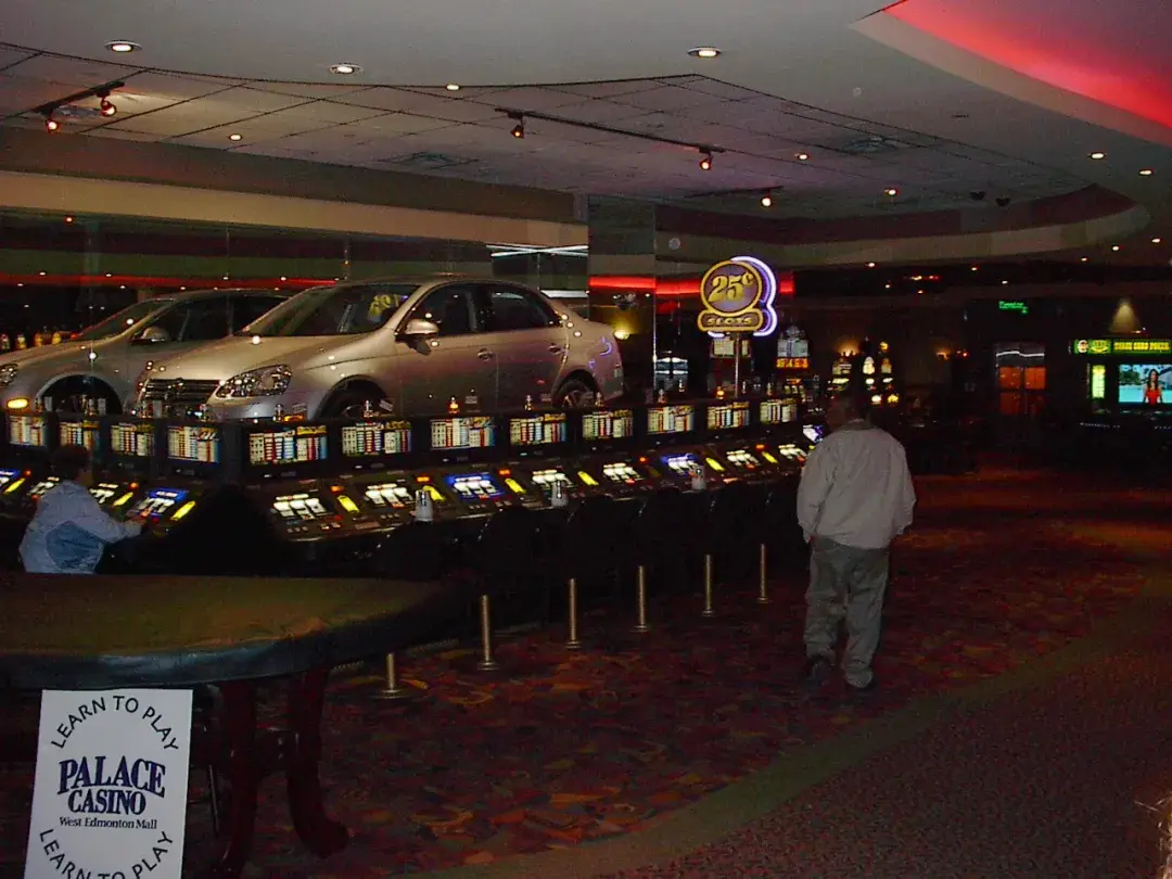 West Edmonton Mall|能满足您一切需求的超级娱乐综合体