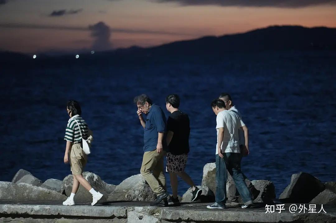 《我在岛屿读书》「全12集」 - 知乎