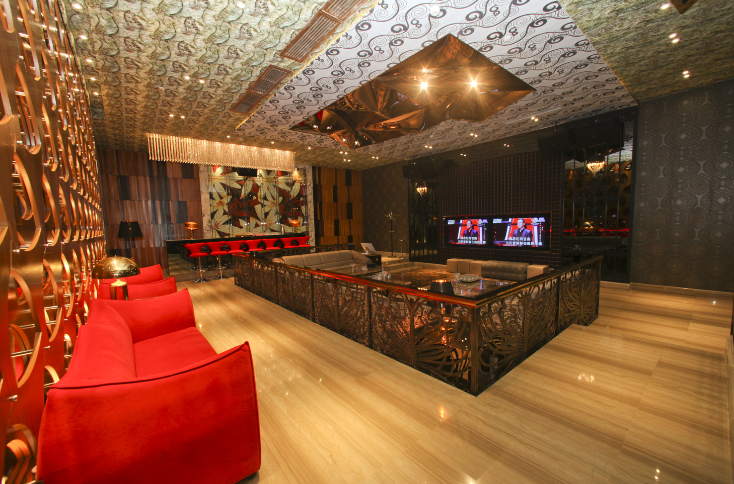 这可能是广州圣诞气氛最浓厚的一家ktv