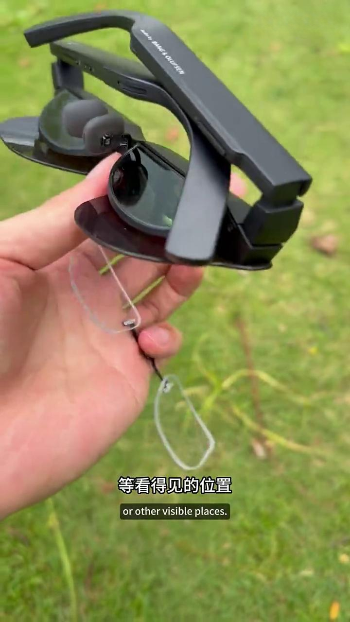 如何把Apple TV装到一副眼镜里?