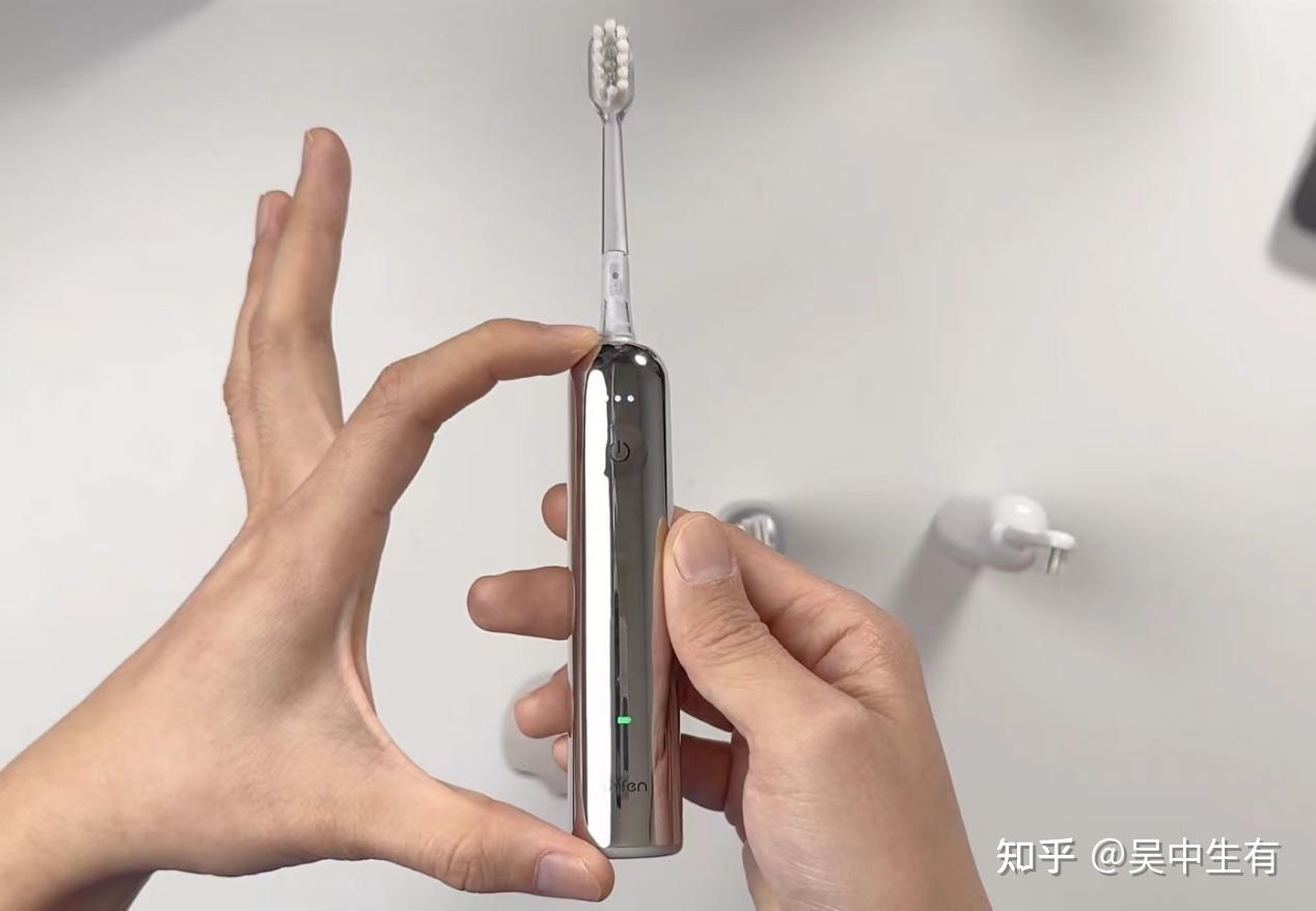 30天深度试用徕芬扫振电动牙刷真能精准还原巴氏刷牙