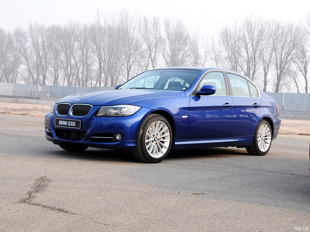 操控之王情迷宝马335i15万买台9年的老车值不值