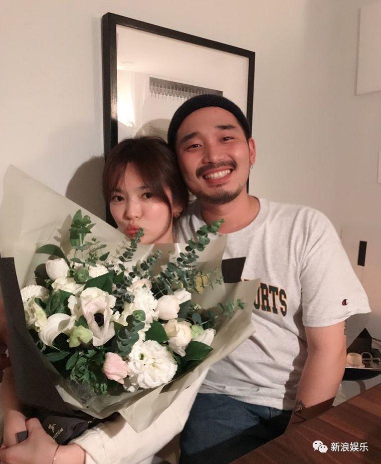 离婚后的她真是过得潇洒