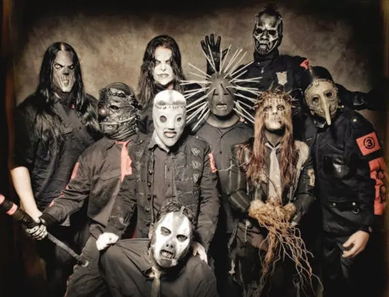 活结乐队的本体是面具吧