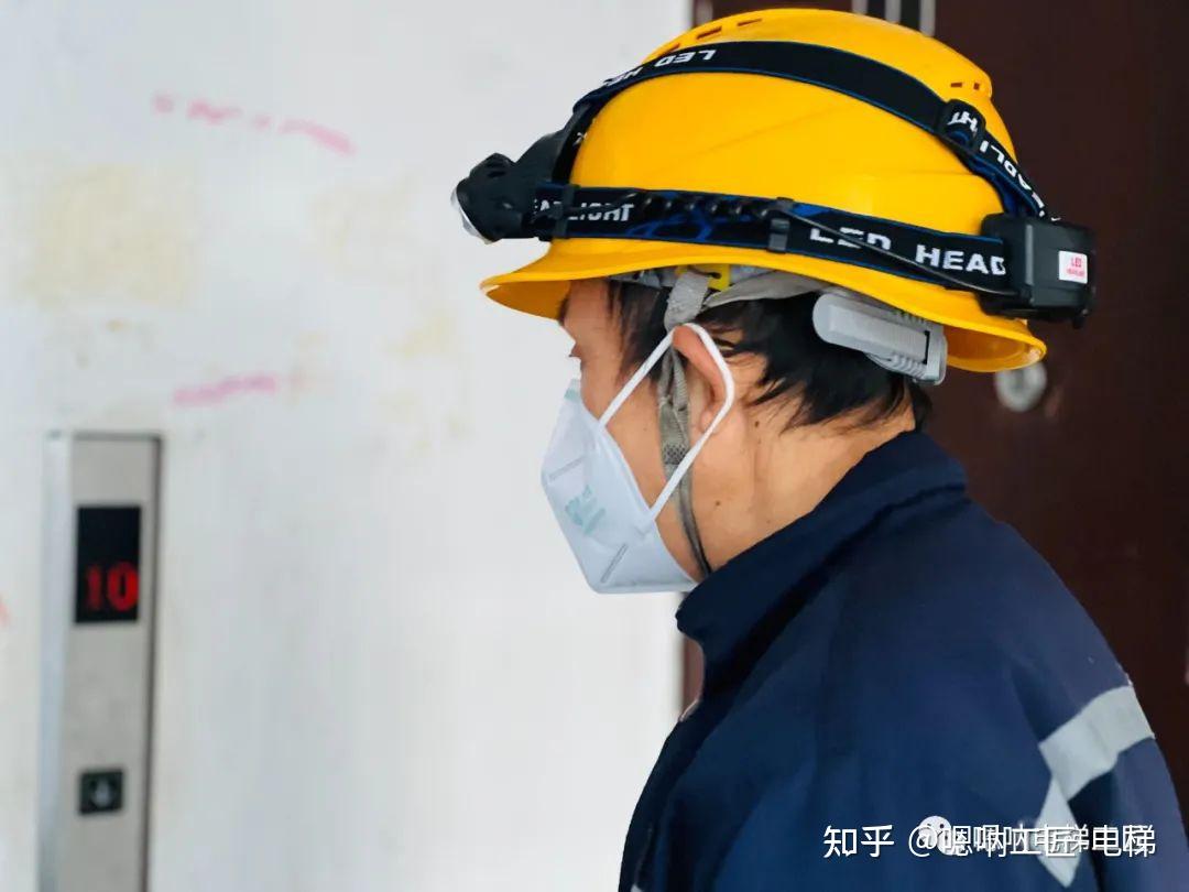 不分昼夜24小时待命电梯维保人员的日常