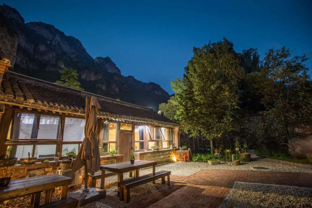 山里逸居丨京北小桂林里的隐逸山居明代长城旁山脚下水库边