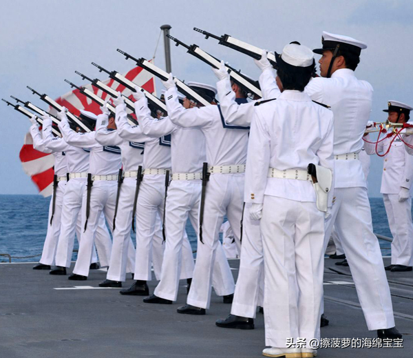 日本海上自卫队制服详解- 知乎