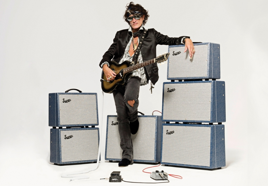 suprojoeperry用一个旋钮的小管箱创造了这个经典音色