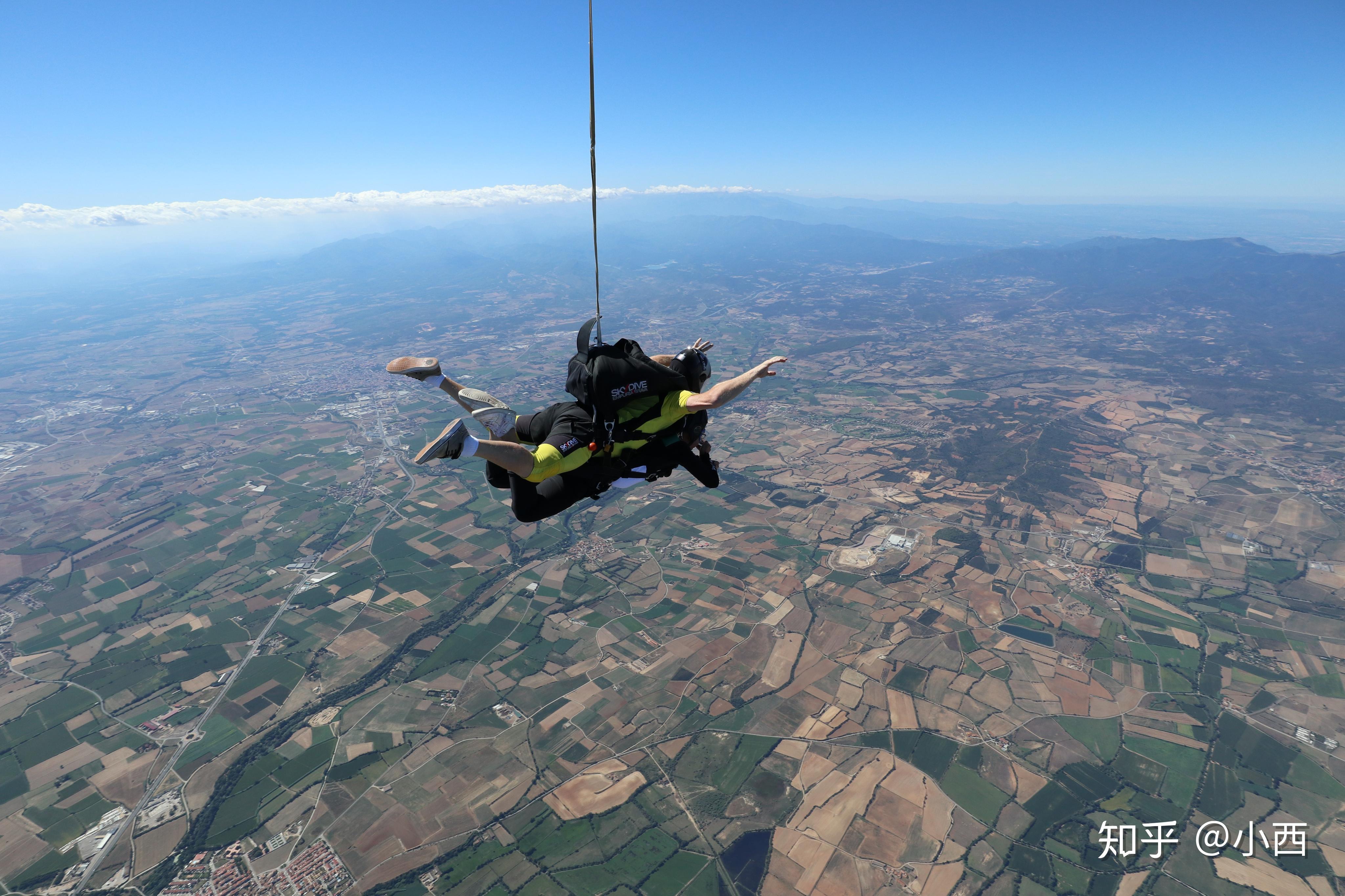西班牙empuriabrava地中海跳伞初体验