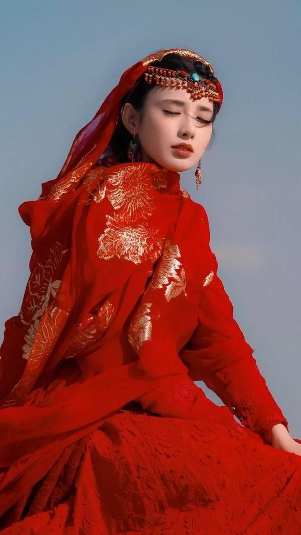 已经病得起不来床的裴照宽慰着他,他说,五郎,你醒一醒吧,朝阳公主不