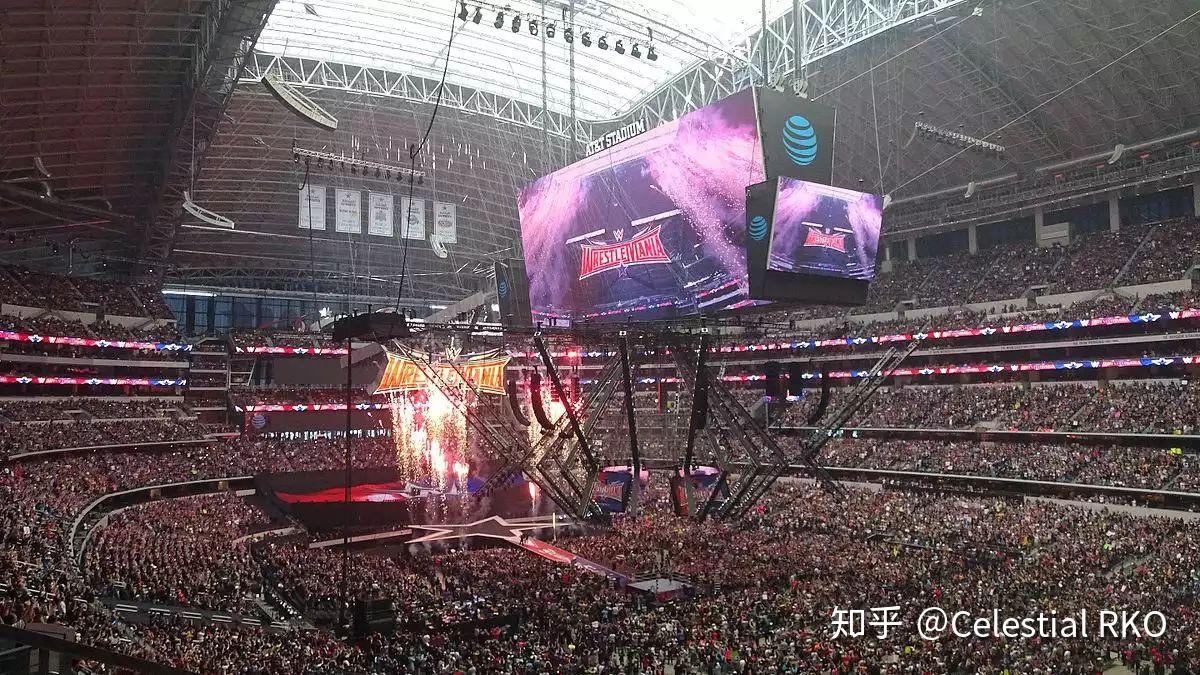 可以看到这个屏幕有多大阿拉莫圆顶(alamodome)位于德克萨斯州圣