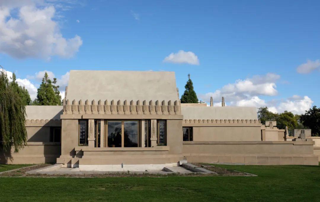 霍利霍克别墅丨弗兰克·劳埃德·赖特 - 知乎