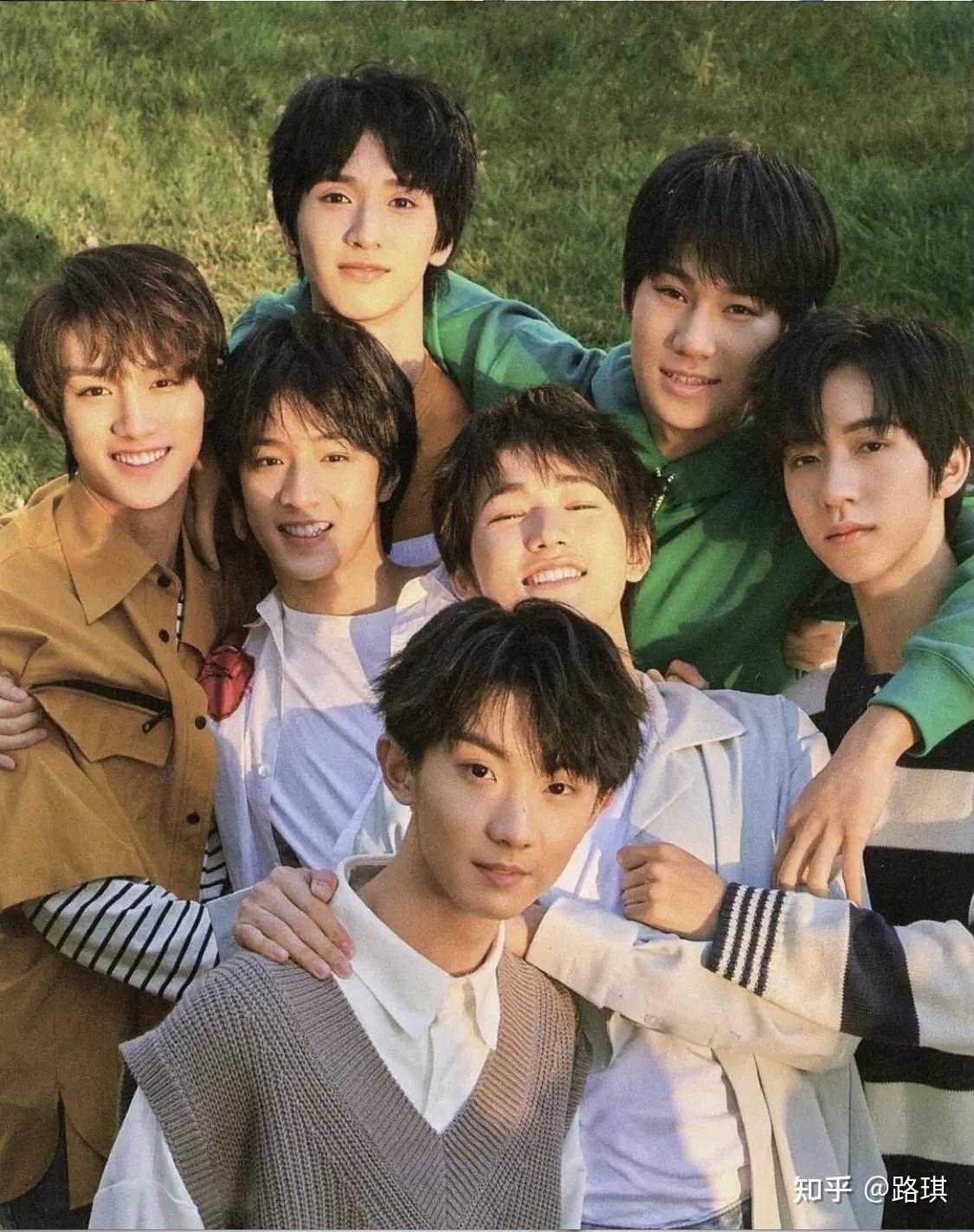 可以分享你手机里时代少年团的团体照吗? - 知乎