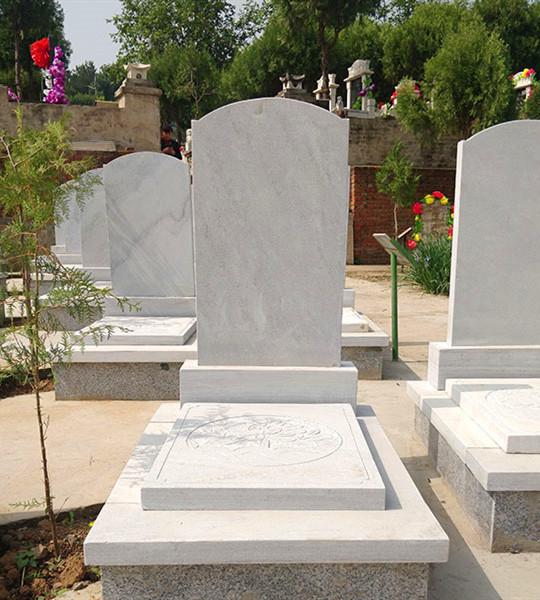 归山陵园价格多少钱归山陵园公墓墓碑实景图片展示