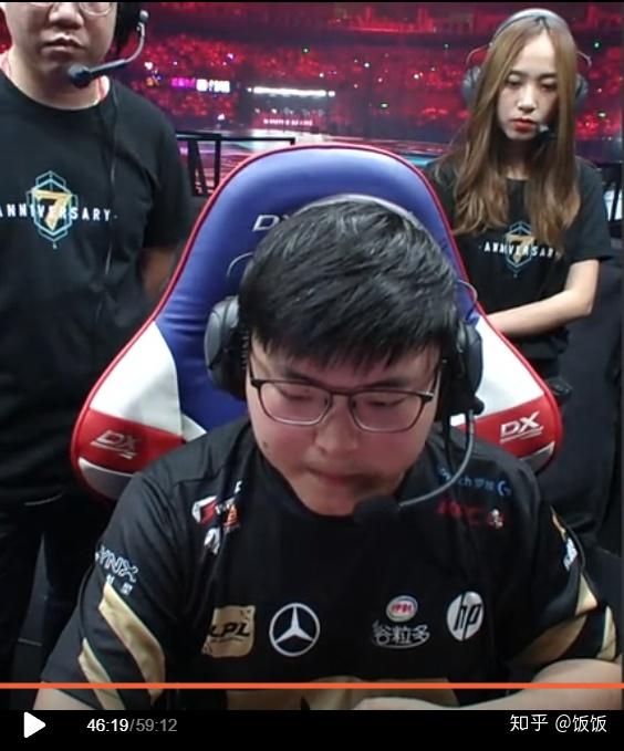 妖风小姐姐站背后 怎么输?