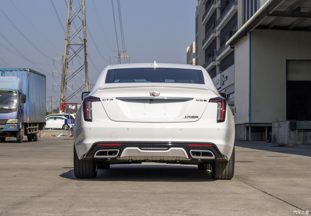 新晋小鲜肉凯迪拉克ct5后驱10at操控不输3系