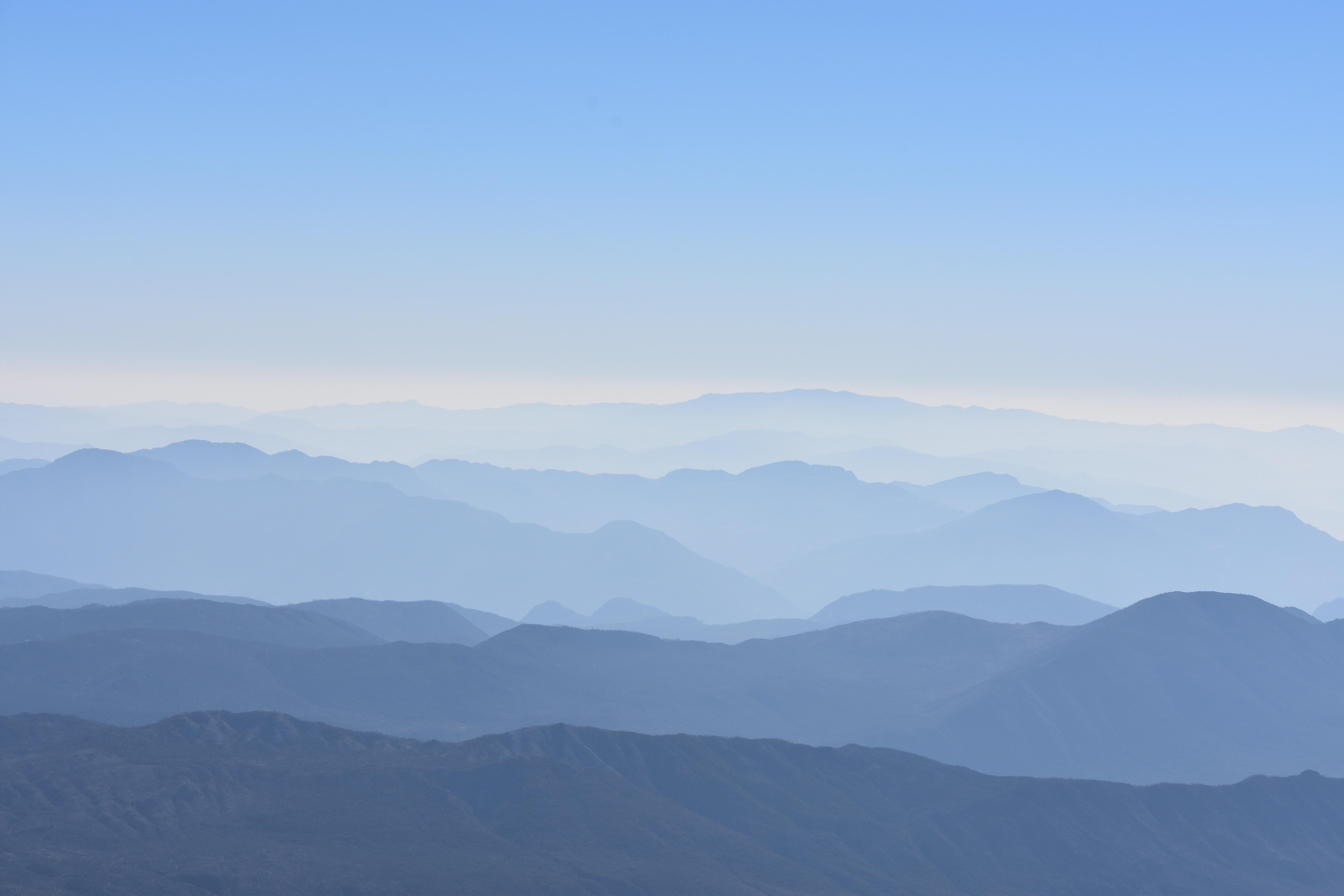 有没有好看的蓝色系高清壁纸