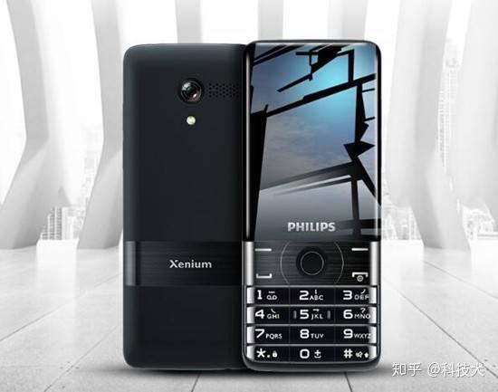 飞利浦e319有三色可选,采用金属质感 钢琴烤漆按键设计,配备2.
