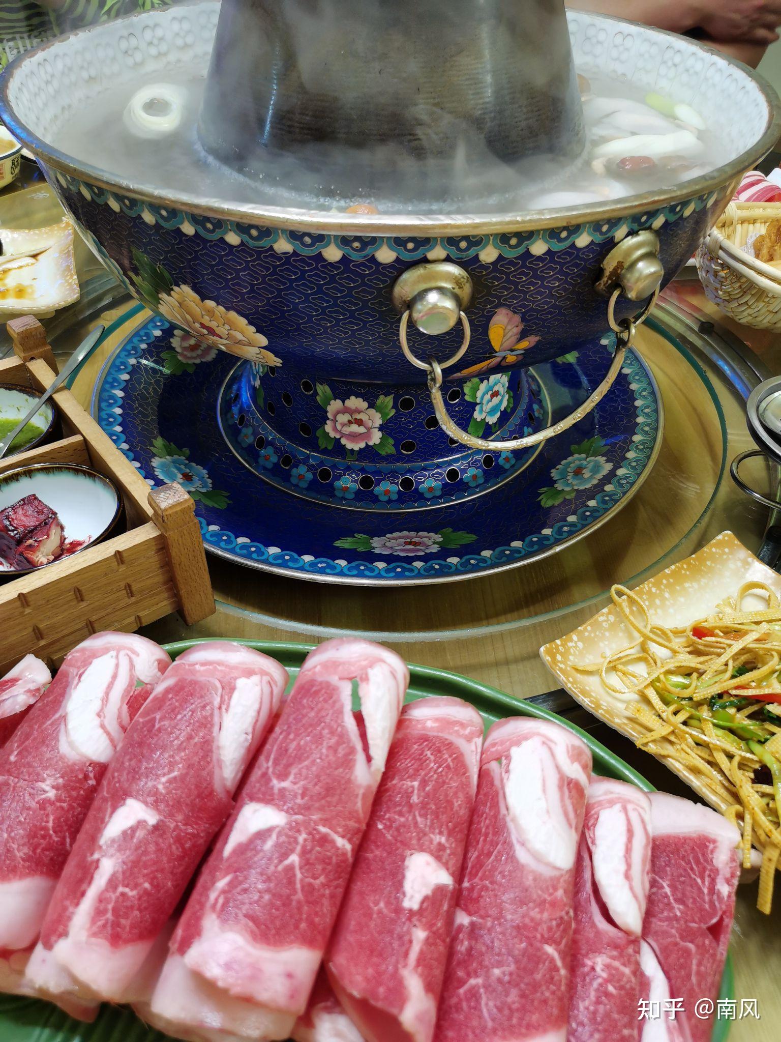 内蒙古的朋友,你家年夜饭必不可少的一道菜是什么?