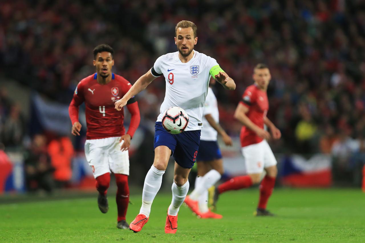 莱因克尔祝贺凯恩国家队进49球很高兴英格兰队有你