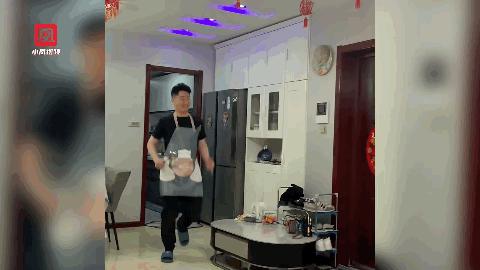 《爱你》丨王心凌  王心凌的爆火？无非是中老年人追忆青春罢了