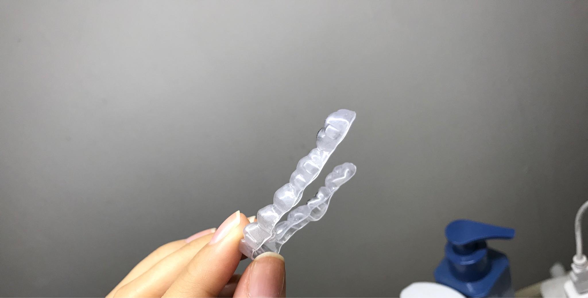 汕头口腔医疗中心正畸日志隐形牙套粘附件