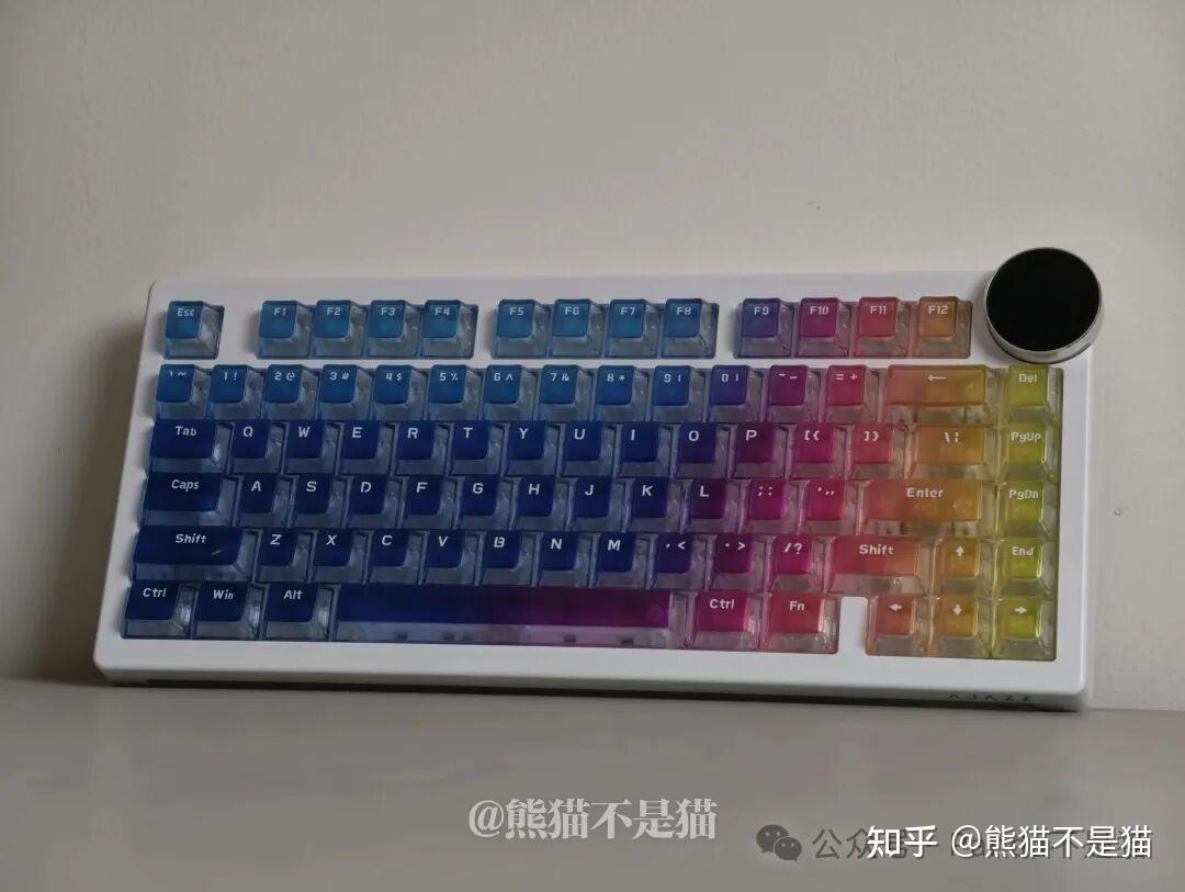 “光污染”电竞利器,黑爵AK820 V2Pro,双8K带智屏