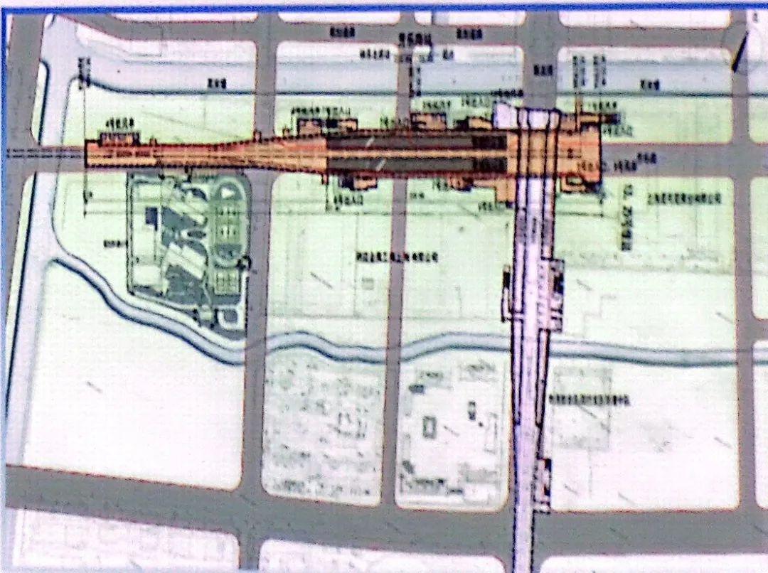 《上海市城市总体规划(2017—2035年)》(下称2035总规)的轨交线网显示