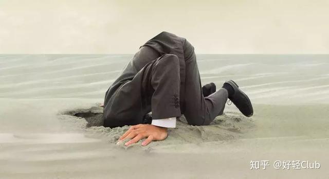 人生第一次,我因为吃饭太快感到"羞耻".恨不得找个地缝钻进去.