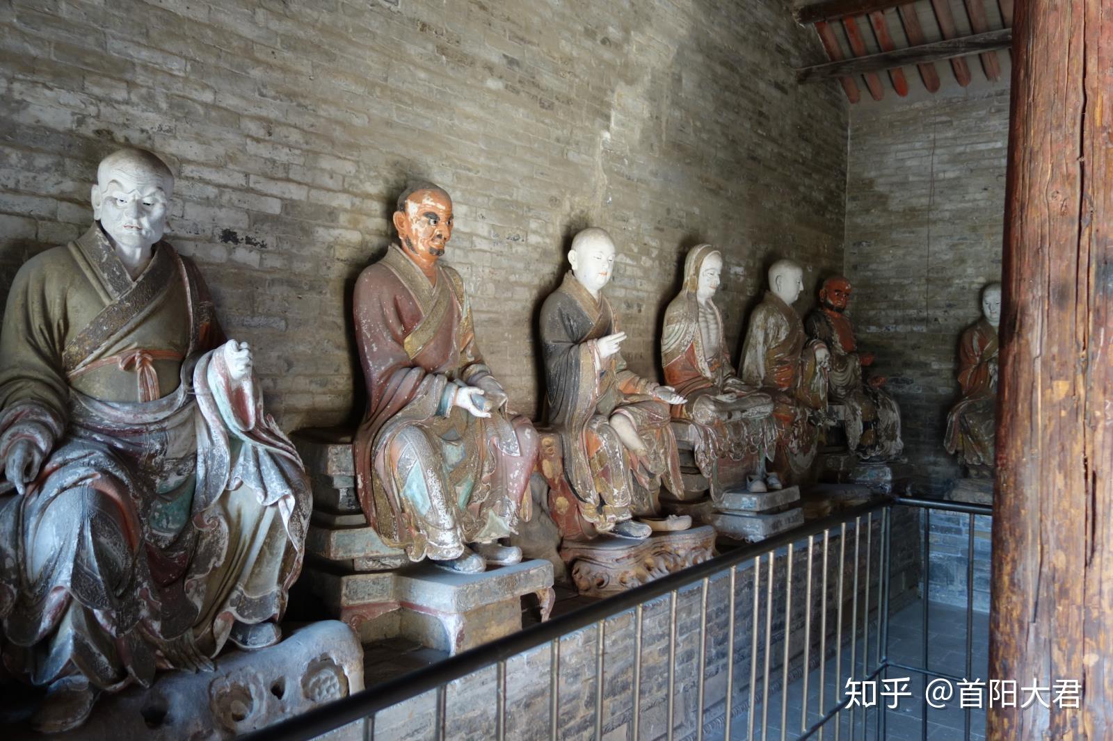 崇庆寺十八罗汉,是国内保存完整的十八罗汉中年代最早的.